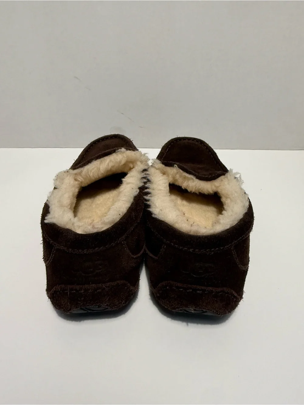 Ugg ultra warm moccasin slipper dark brown youth 1-1.5